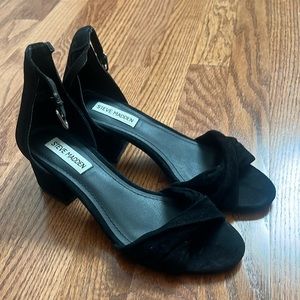 Steve Madden black suede heels